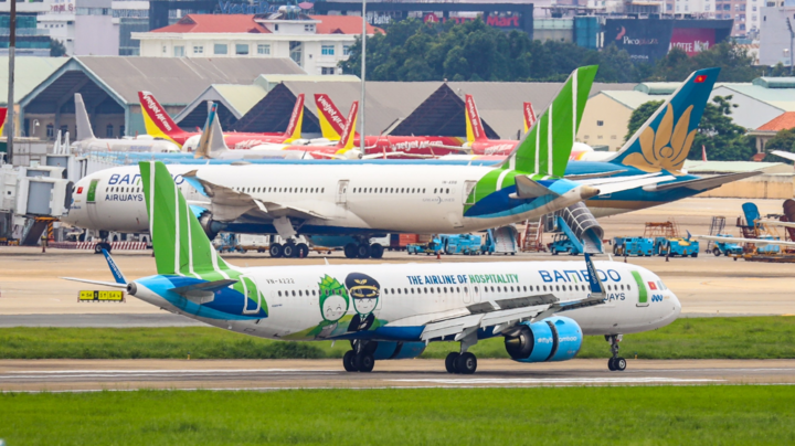 Nhu cầu tăng mạnh, nhiều đường bay Tết 'cạn' vé - 2