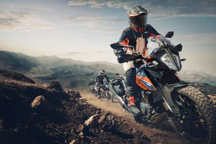 KTM 390 Adventure 2022 thay đổi thiết kế, giữ nguyên động cơ - 2