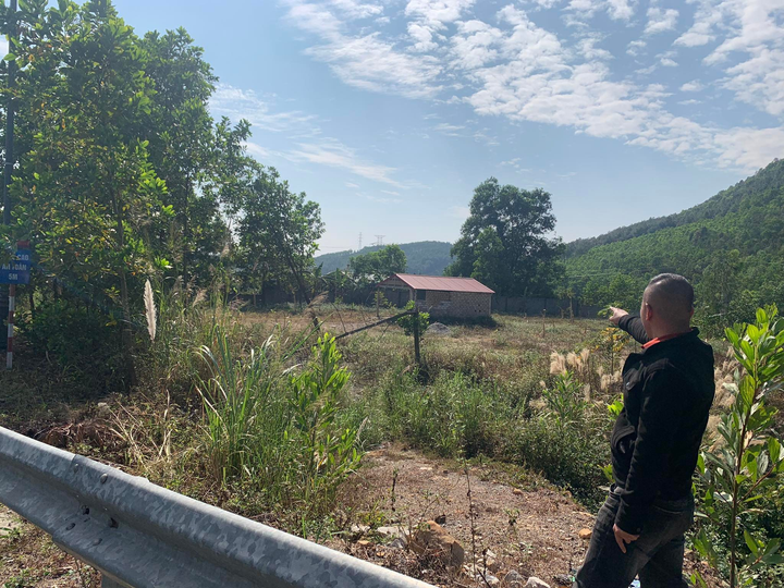 Mua đất 10 năm nhưng người khác nhận tiền đền bù? - 1