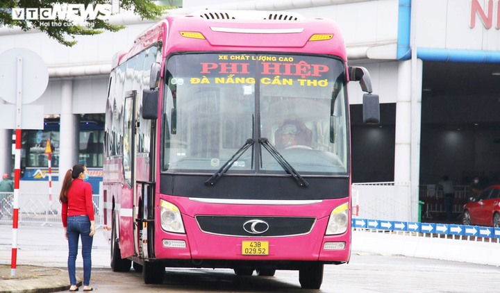 Ảnh: Bến xe, nhà ga ở TP Đà Nẵng vắng khách những ngày cuối năm - 6