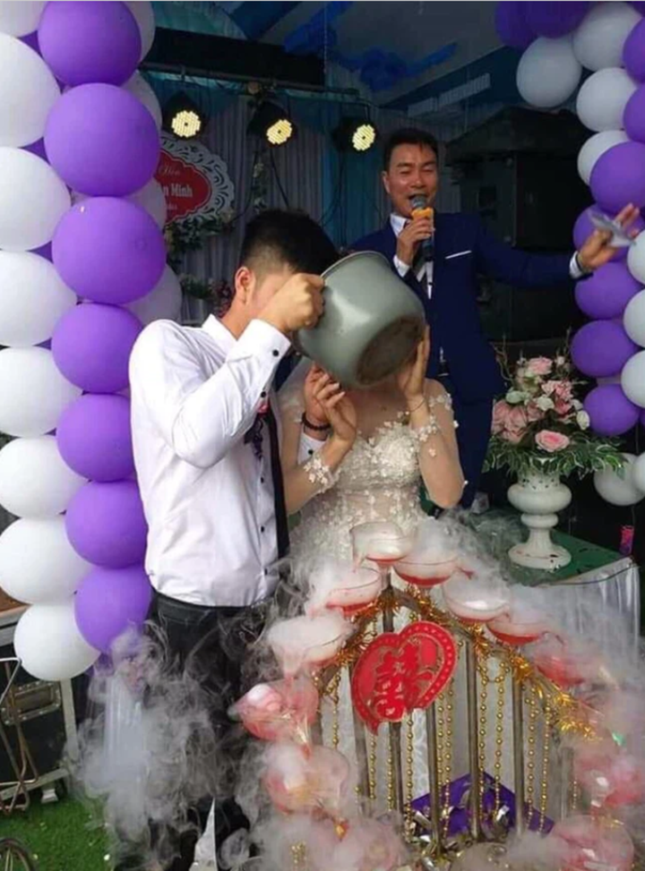 Đỡ không nổi những tình huống oái oăm diễn ra tại lễ cưới, không tin là thật - 2