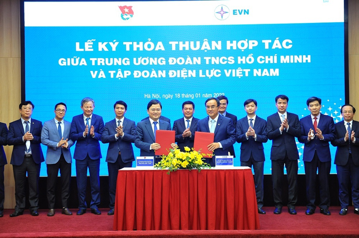 EVN và Trung ương Đoàn TNCS Hồ Chí Minh ký kết thỏa thuận hợp tác 2022 - 2026 - 1