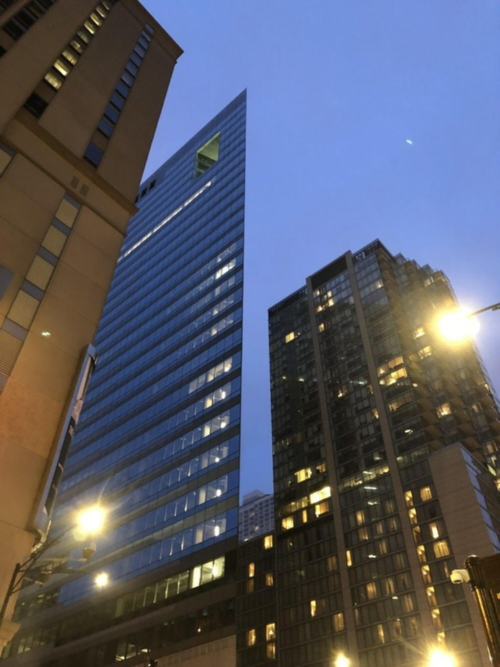 Những bức ảnh 'hack não' đỉnh cao khiến người nhìn 'quê độ' vì hiểu lầm - 9