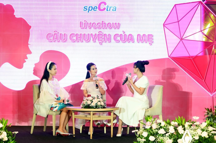 Nhìn lại những khoảnh khắc tại Liveshow 'Câu chuyện của mẹ' từ Spectra Việt Nam - 1