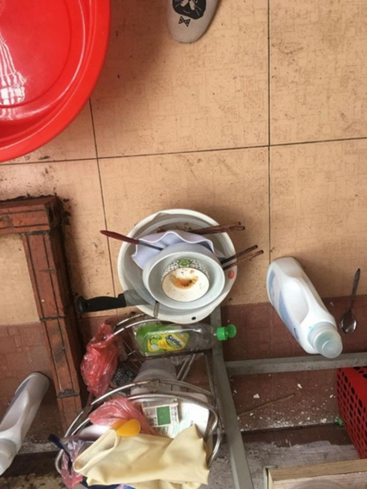 Trở lại phòng sau Tết, xỉu ngang khi thấy 'bạn trọ mới' và 'khách không mời' - 6