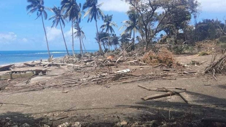 Ảnh: Sức mạnh tàn phá khủng khiếp của núi lửa Tonga - 8