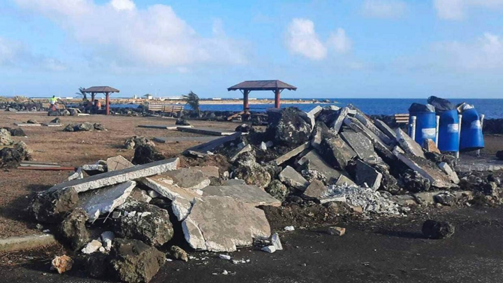 Ảnh: Sức mạnh tàn phá khủng khiếp của núi lửa Tonga - 12
