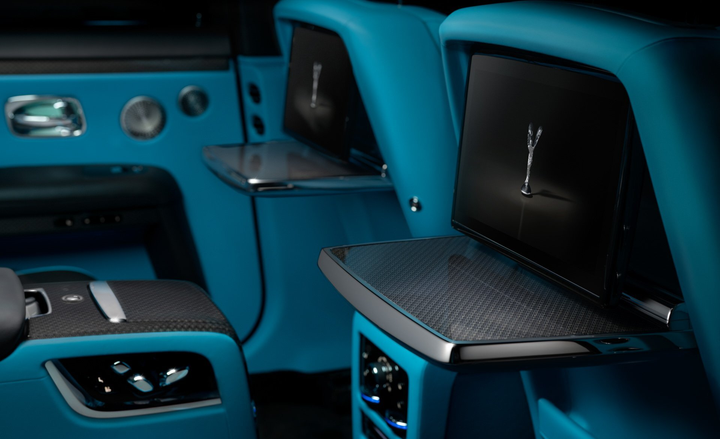 Ngắm siêu xe Rolls-Royce Black Badge Ghost đầu tiên xuất hiện ở Việt Nam - 9