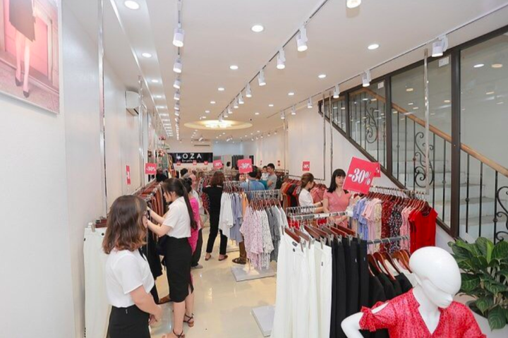 ‘Ma trận’ bán hàng thời trang giảm giá: Cẩn thận để không mua bực vào mình - 2