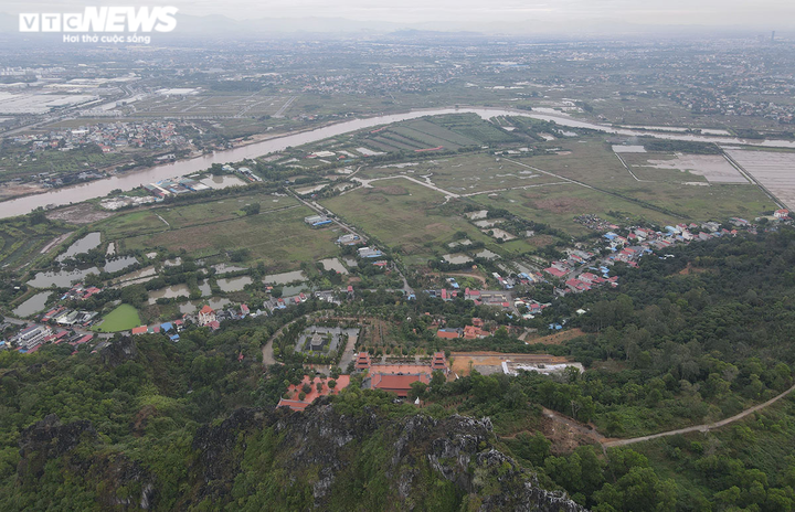 Cận cảnh ngôi chùa trên núi có pho tượng Phật bằng đồng lớn nhất Hải Phòng - 2
