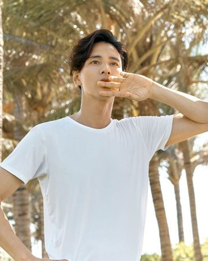 Loạt nam thần Hàn Quốc xuống sắc vì tăng cân, chỉ 1 người chiến thắng thời gian - 9