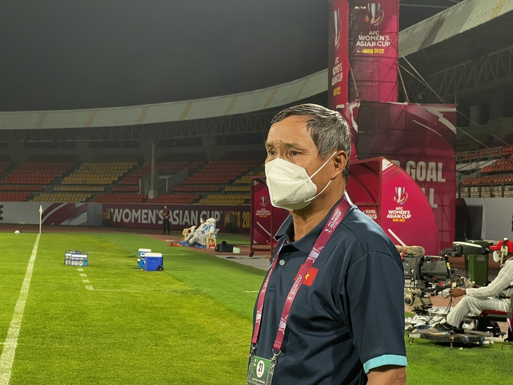 Tuyển nữ Việt Nam thua Hàn Quốc 0-3, HLV Mai Đức Chung bất ngờ - 2