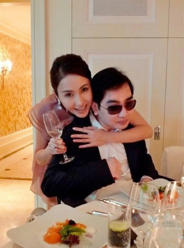 Lấy tỷ phú khuyết tật, Lê Tư bị mỉa mai hám của và lời đáp trả sau 13 năm - 3