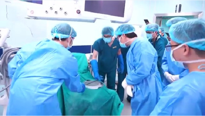 Vinmec ghép xương tự thân thành công cho bệnh nhân ung thư xương - 4