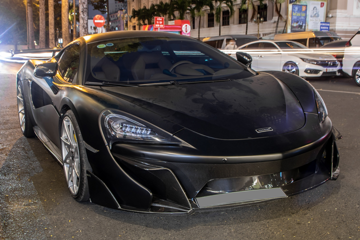 Garage bảo dưỡng siêu xe ảnh 14 Garage bảo dưỡng siêu xe tấp nập dịp cận Tết Nguyên đán - 14