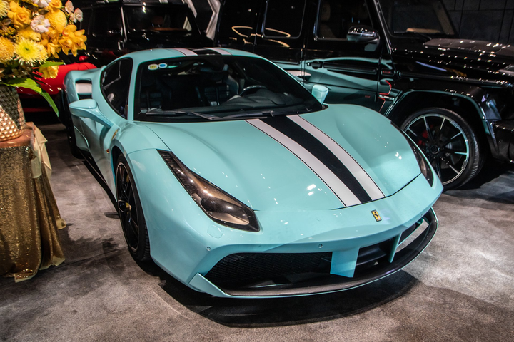 Garage bảo dưỡng siêu xe ảnh 13 Garage bảo dưỡng siêu xe tấp nập dịp cận Tết Nguyên đán - 13