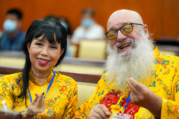 Kiều bào tại TP.HCM xúc động trước hình ảnh các lãnh đạo xông pha vào tâm dịch - 5