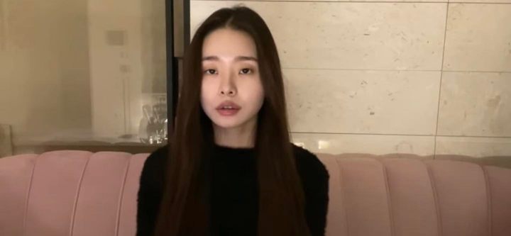 Sự khắc nghiệt ở showbiz Hàn: 'Bay màu' vì mặc đồ nhái, xin lỗi fan mới được yêu - 2