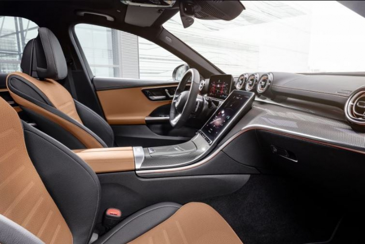 Ảnh chi tiết Mercedes-Benz C-Class 2022 phiên bản Singapore - 8