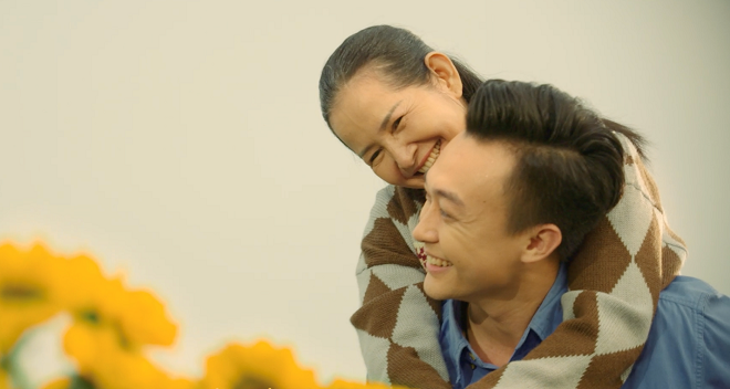 Món quà ý nghĩa nhất dành cho ba mẹ Tết này - 2