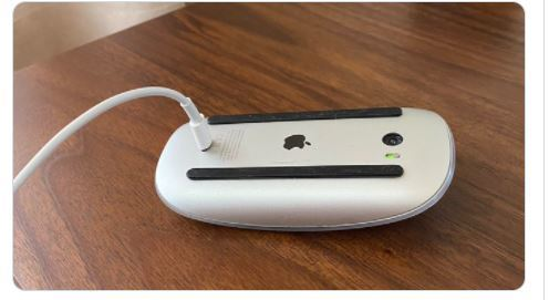 Những sản phẩm có thiết kế ‘lạ đời’ nhất của Apple - 1