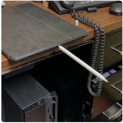 Những sản phẩm có thiết kế ‘lạ đời’ nhất của Apple - 2