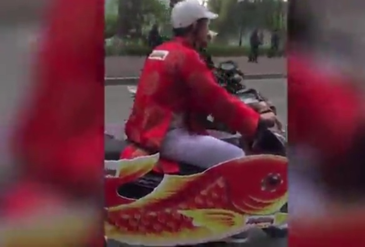 23 tháng chạp, ra xem 1001 kiểu tiễn ông Táo từ vui sương sương đến 'mặn chát' - 9