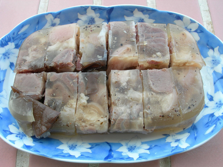 'Chợ nhà giàu' ở Hà Nội không chỉ có gà ngậm hoa hồng mà còn 5 món cực ngon - 4