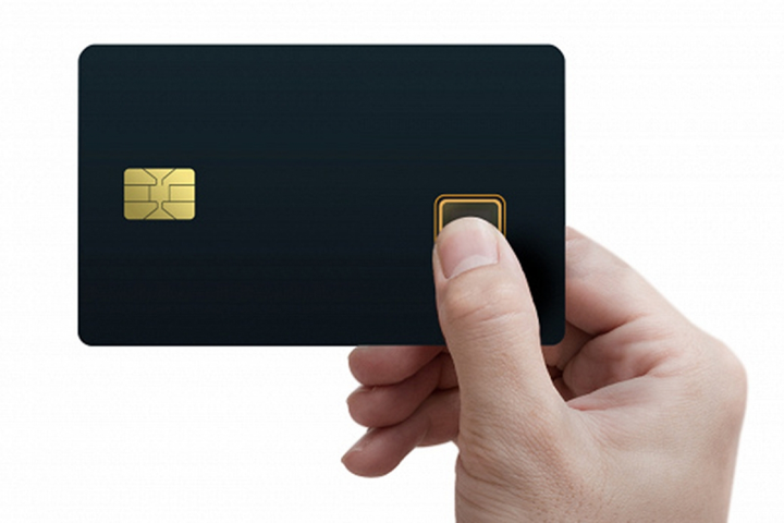 Thẻ thanh toán trong tương lai sẽ có cảm biến vân tay - 1