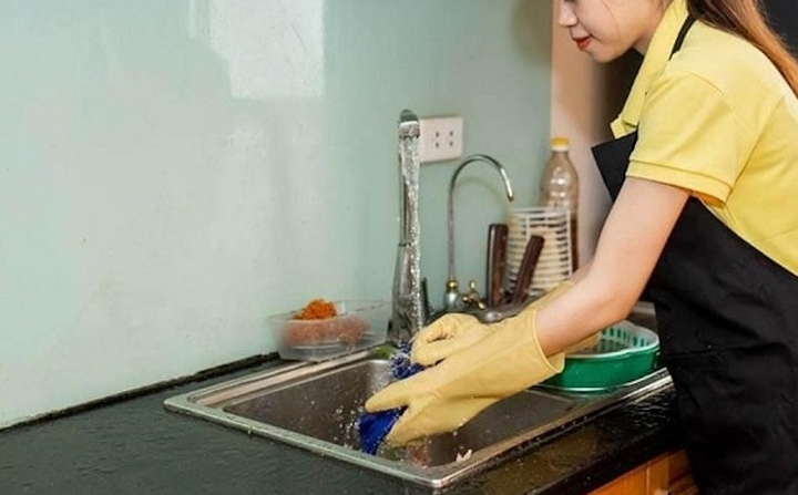 Chấp nhận bỏ tiền test COVID-19, chủ nhà vẫn 'đỏ mắt' tìm giúp việc dịp Tết - 1