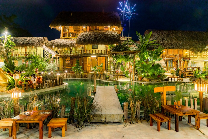 Quán trọ lữ khách: Đại ngàn thu nhỏ giữa lòng phố thị - 2