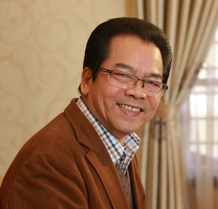 NSND Trần Nhượng: Có người phụ nữ nhắc tôi hàng ngày uống thuốc là vui lắm rồi - 2