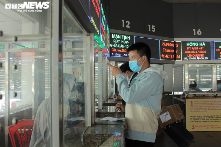 Thủ tướng yêu cầu không để xảy ra tình trạng xe nhồi nhét khách dịp nghỉ lễ 2/9 - 1