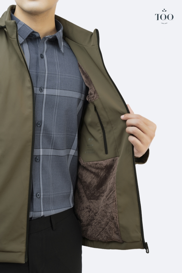 Lịch lãm ngày đông với mẹo chọn sơ mi nam phù hợp với áo khoác cho quý ông - 2