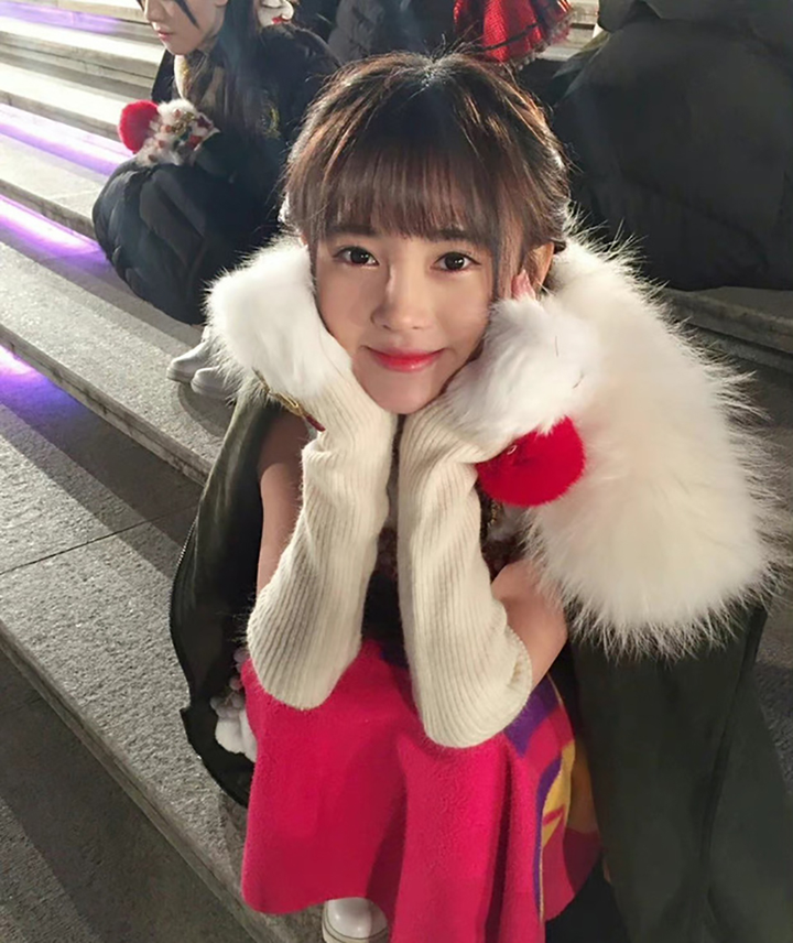 Dao kéo quá thành công, sao nữ Cbiz bị dân mạng gọi là 'mỹ nhân đổi đầu' - 7