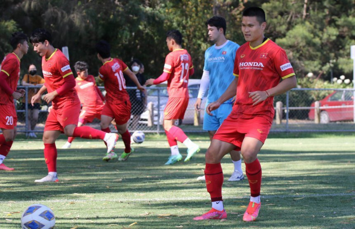 Trực tiếp bóng đá Australia 4-0 Việt Nam: Vỡ trận - 3