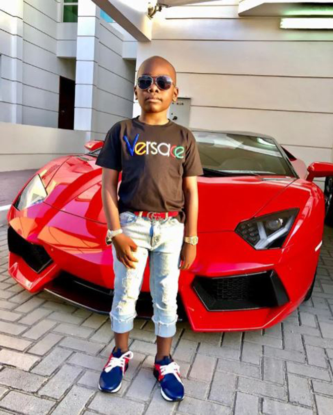 Lối sống xa hoa của cậu bé 6 tuổi tự xưng 'tỷ phú trẻ nhất thế giới' - 3