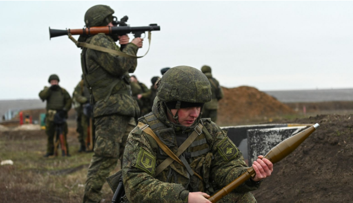 Moskva: Phương Tây muốn Nga - Ukraine gây chiến, dân 2 nước không hài lòng - 1