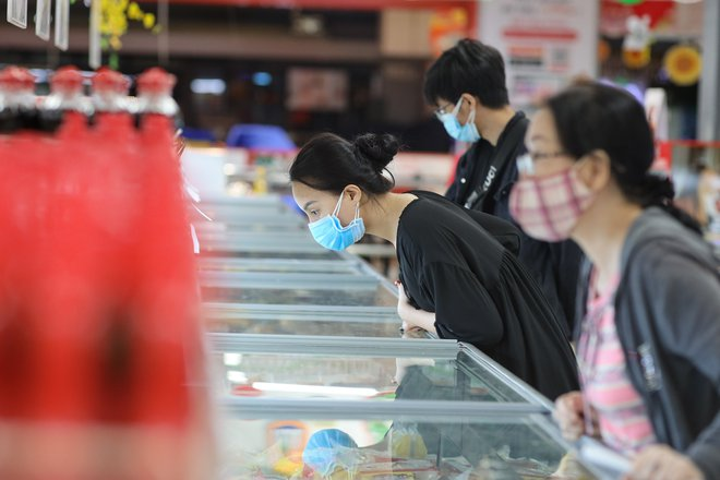 Chính thức giảm thuế VAT xuống 8% từ ngày 1/2 - 1