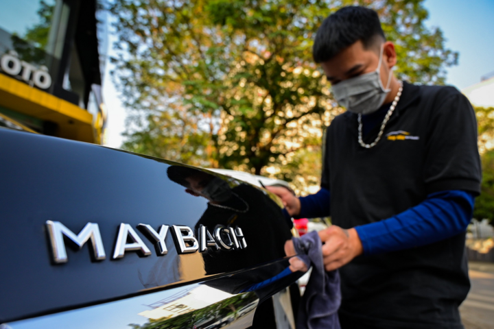 Độ Mercedes-Benz thành Maybach chơi Tết - 3