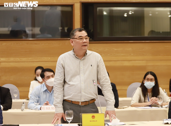 Bộ Công an đang làm rõ nhiều hành vi trục lợi liên quan dịch COVID-19 - 1