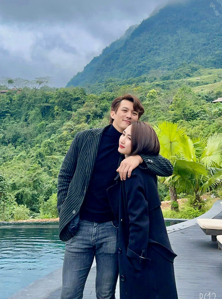 Hà Việt Dũng tiết lộ bí quyết đóng cặp với nhiều người đẹp mà vợ không ghen - 2