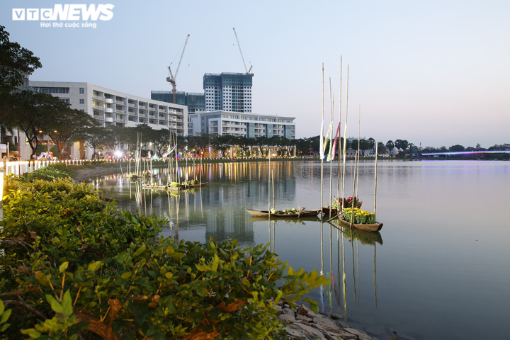 Ảnh: Hội hoa xuân Phú Mỹ Hưng tái hiện không gian Tết từ nhiều miền trên cả nước - 3