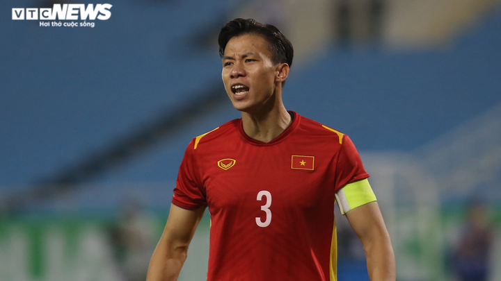 Quế Ngọc Hải nguy cơ dương tính COVID-19, lỡ trận gặp Trung Quốc - 1