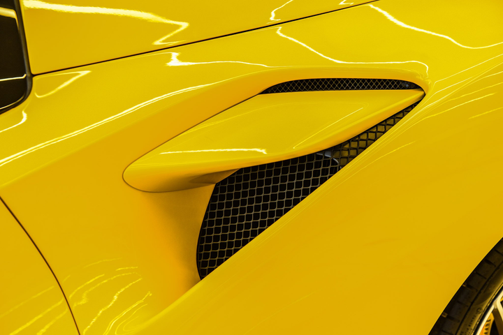 Ferrari F8 Spider ảnh 8 Chi tiết Ferrari F8 Spider với gói nội thất carbon tại Việt Nam - 8