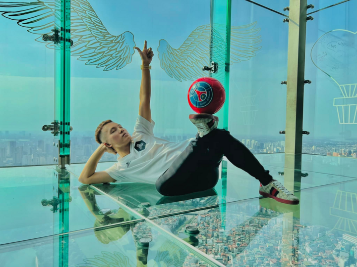Quang Hải làm giám khảo Tết Freestyle Football 2022 - 1
