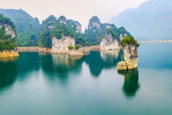 Có một ‘vịnh Hạ Long’ yên bình ở Tuyên Quang, quá tuyệt cho 1 ngày trốn phố đông - 5