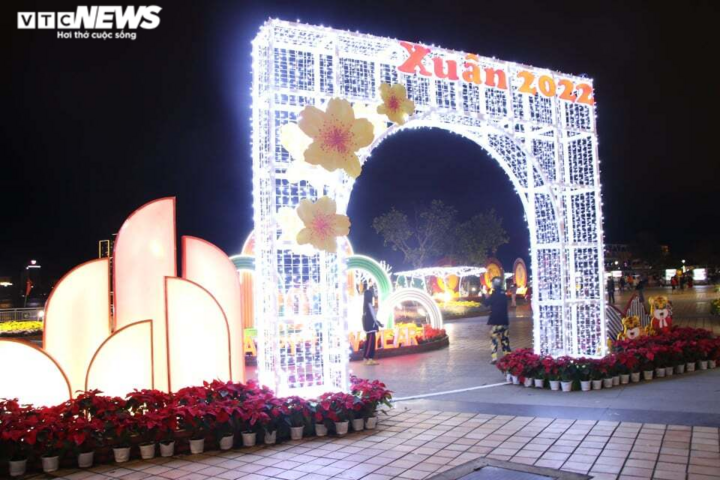 Cả nước đón giao thừa Tết Nhâm Dần 2022 - 27