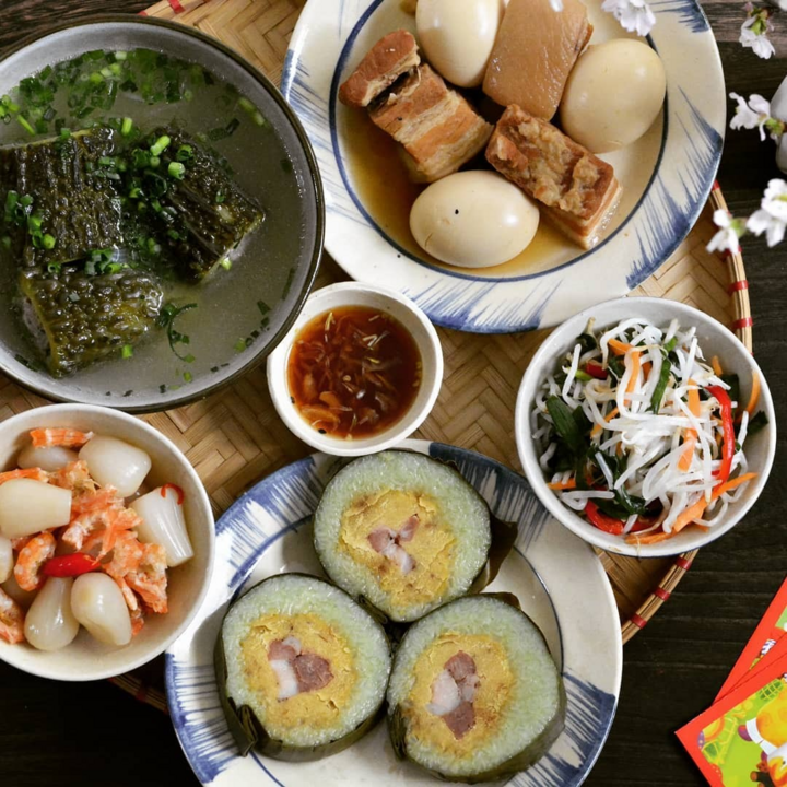 3 cách ăn bánh chưng, bánh tét đặc trưng của 3 vùng miền: Đâu là kiểu bạn thích? - 6