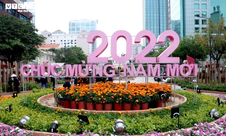 Cả nước đón giao thừa Tết Nhâm Dần 2022 - 29
